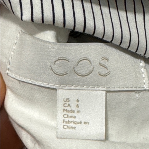 COS
Boxy Striped Jacket - Picture 16 of 16